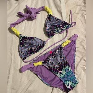 VICTORIA’S SECRET SWIM SUIT SIZE MEDIUM